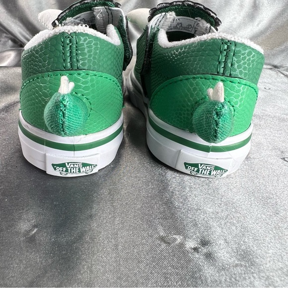 Vans Toddler Slip On Green Triceratops Dinosaur Slip On Sneakers Size 5.5 EUC - Picture 6 of 16